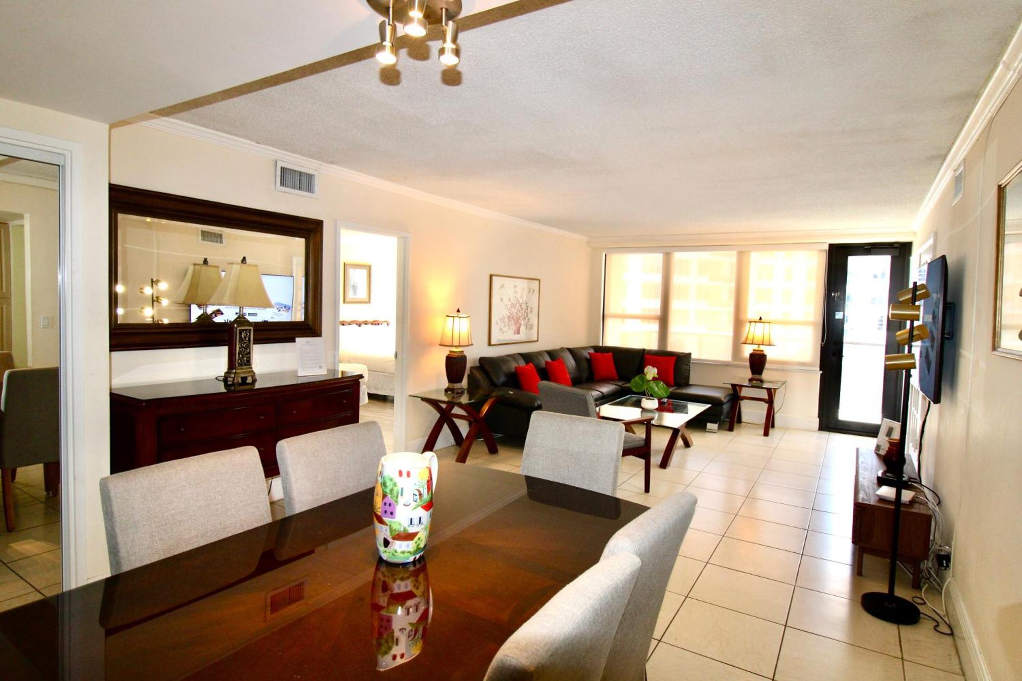 Alexander 1211 Beachfront Condo With Direct Beach Access, 2 Pools, Sauna, Gym ไมอามีบีช ภายนอก รูปภาพ