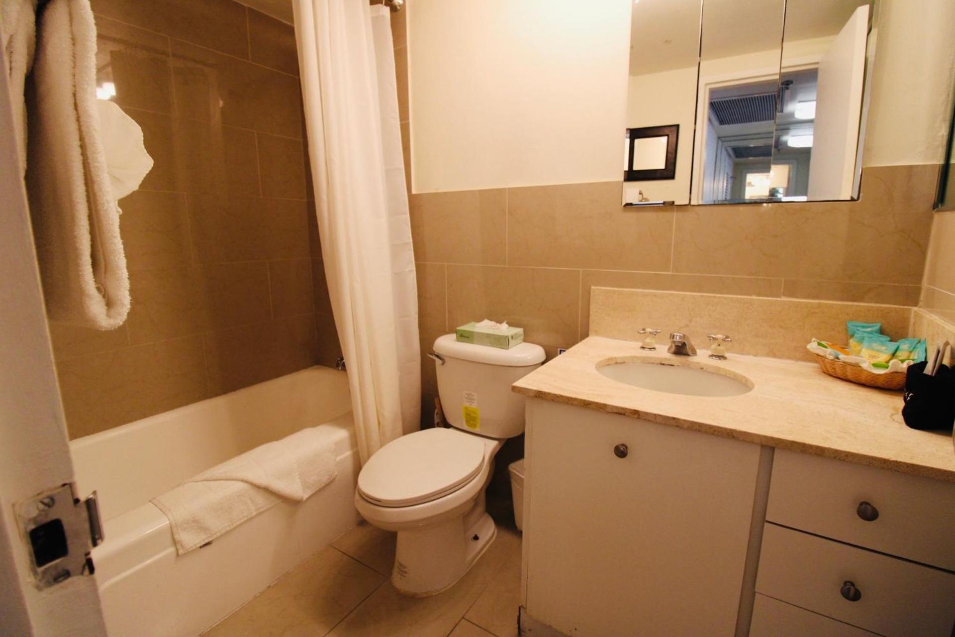 Alexander 1211 Beachfront Condo With Direct Beach Access, 2 Pools, Sauna, Gym ไมอามีบีช ภายนอก รูปภาพ