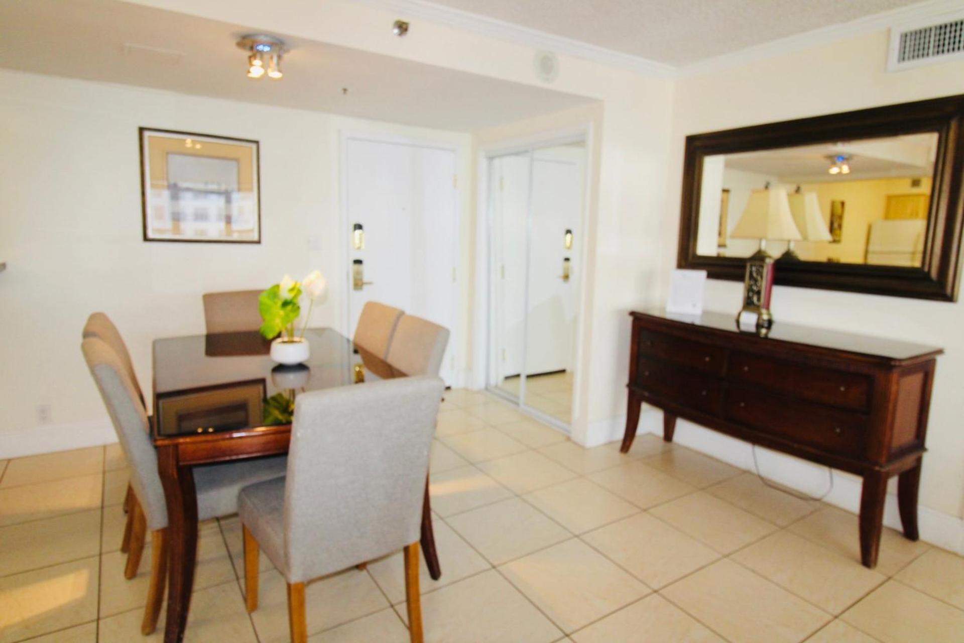 Alexander 1211 Beachfront Condo With Direct Beach Access, 2 Pools, Sauna, Gym ไมอามีบีช ภายนอก รูปภาพ