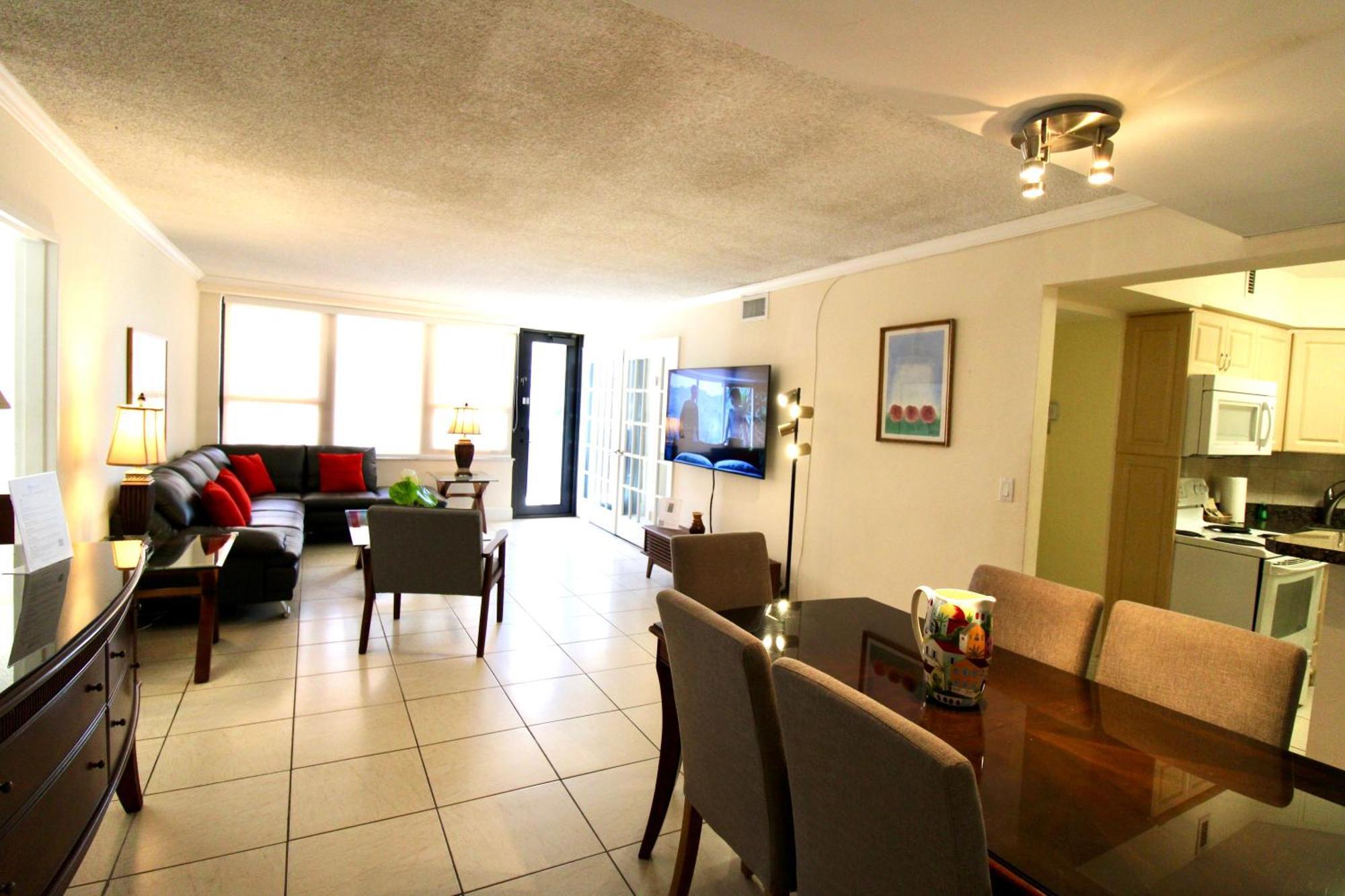 Alexander 1211 Beachfront Condo With Direct Beach Access, 2 Pools, Sauna, Gym ไมอามีบีช ภายนอก รูปภาพ