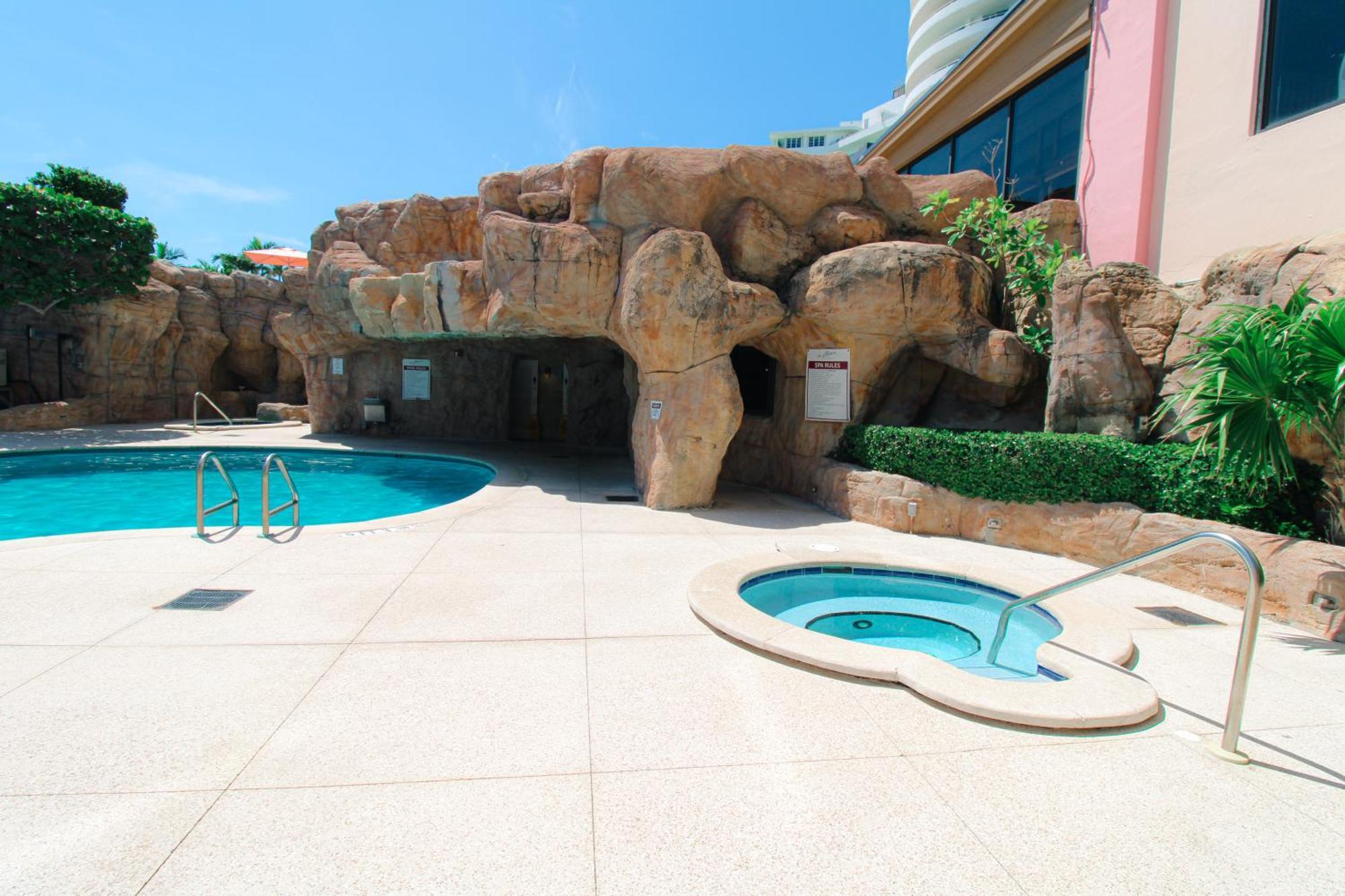 Alexander 1211 Beachfront Condo With Direct Beach Access, 2 Pools, Sauna, Gym ไมอามีบีช ภายนอก รูปภาพ