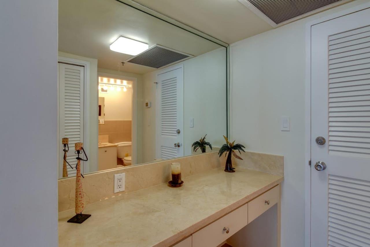 Alexander 1211 Beachfront Condo With Direct Beach Access, 2 Pools, Sauna, Gym ไมอามีบีช ภายนอก รูปภาพ
